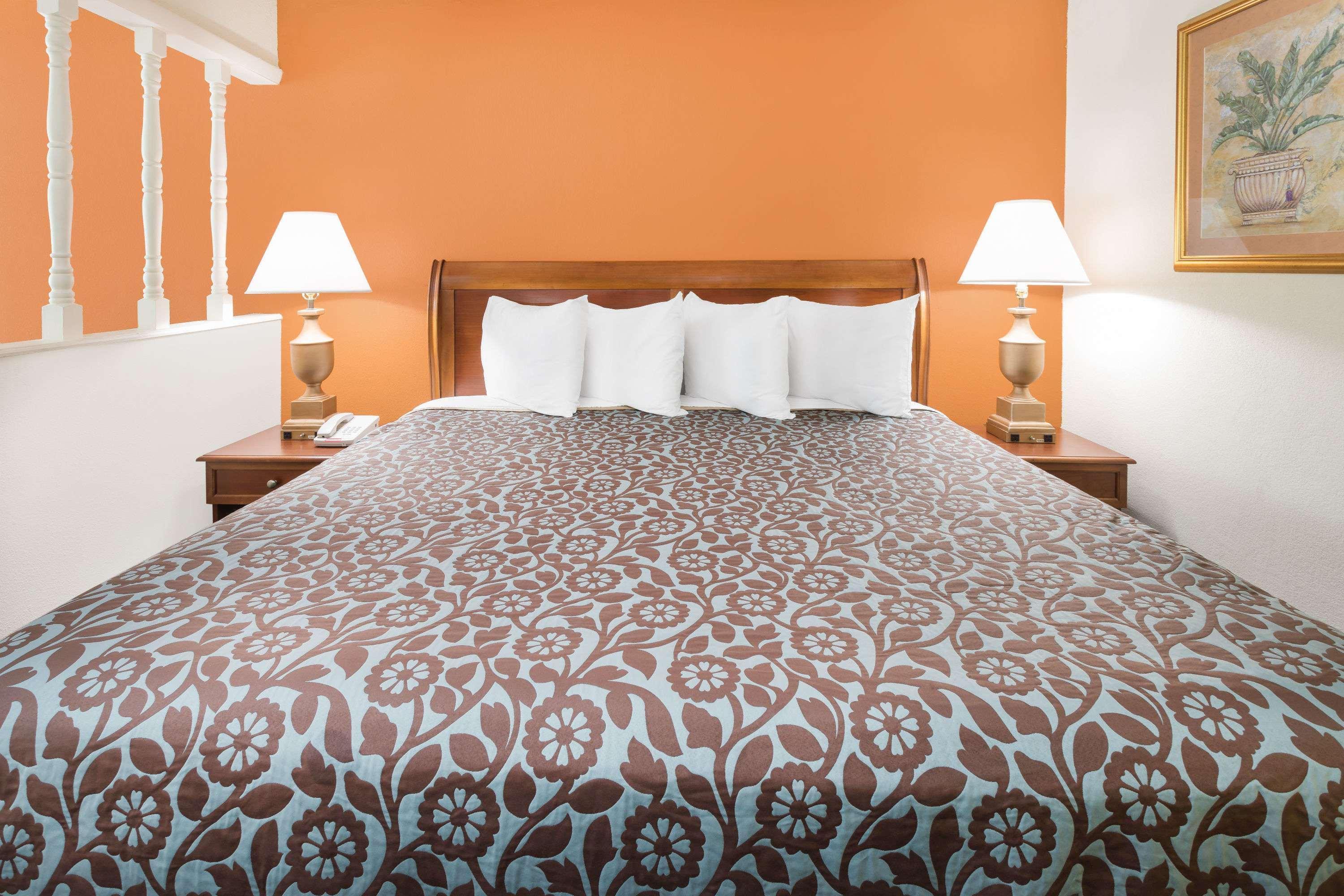 Days Inn By Wyndham Orangeburg South Kültér fotó